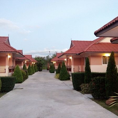 Naris Phuview Resort Satun Exterior foto